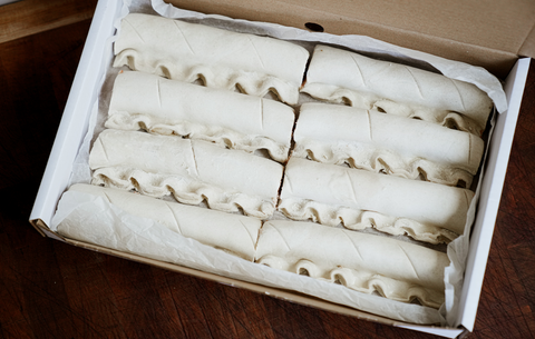 Box of 8 Old English Sausage Rolls